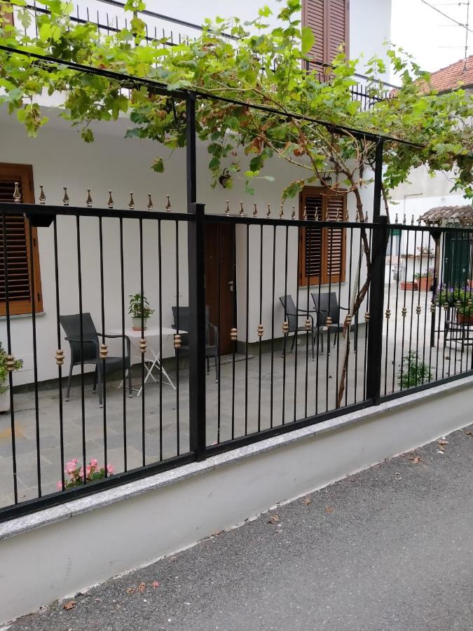 Casa Vacanza Volintiru Villa Como Luaran gambar